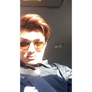 Meet your Posher, Lian